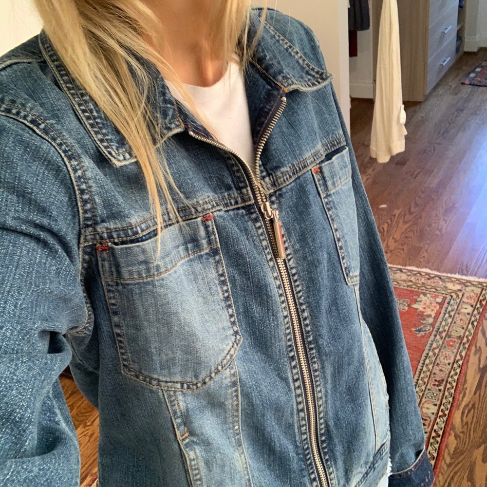 Zip-up Jean Jacket - Picture 2 of 2
